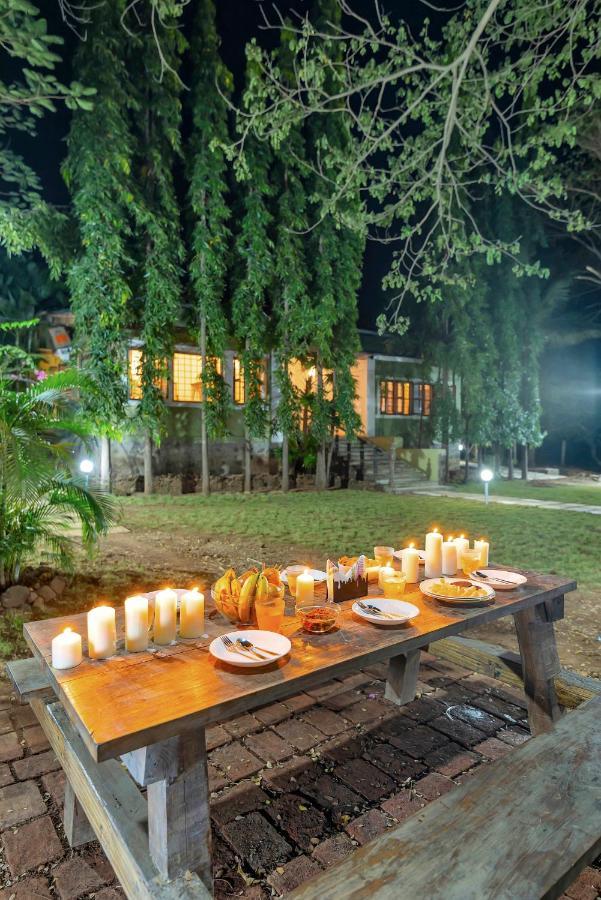 Saffronstays Laburnum House, Wada - Palghar Kültér fotó